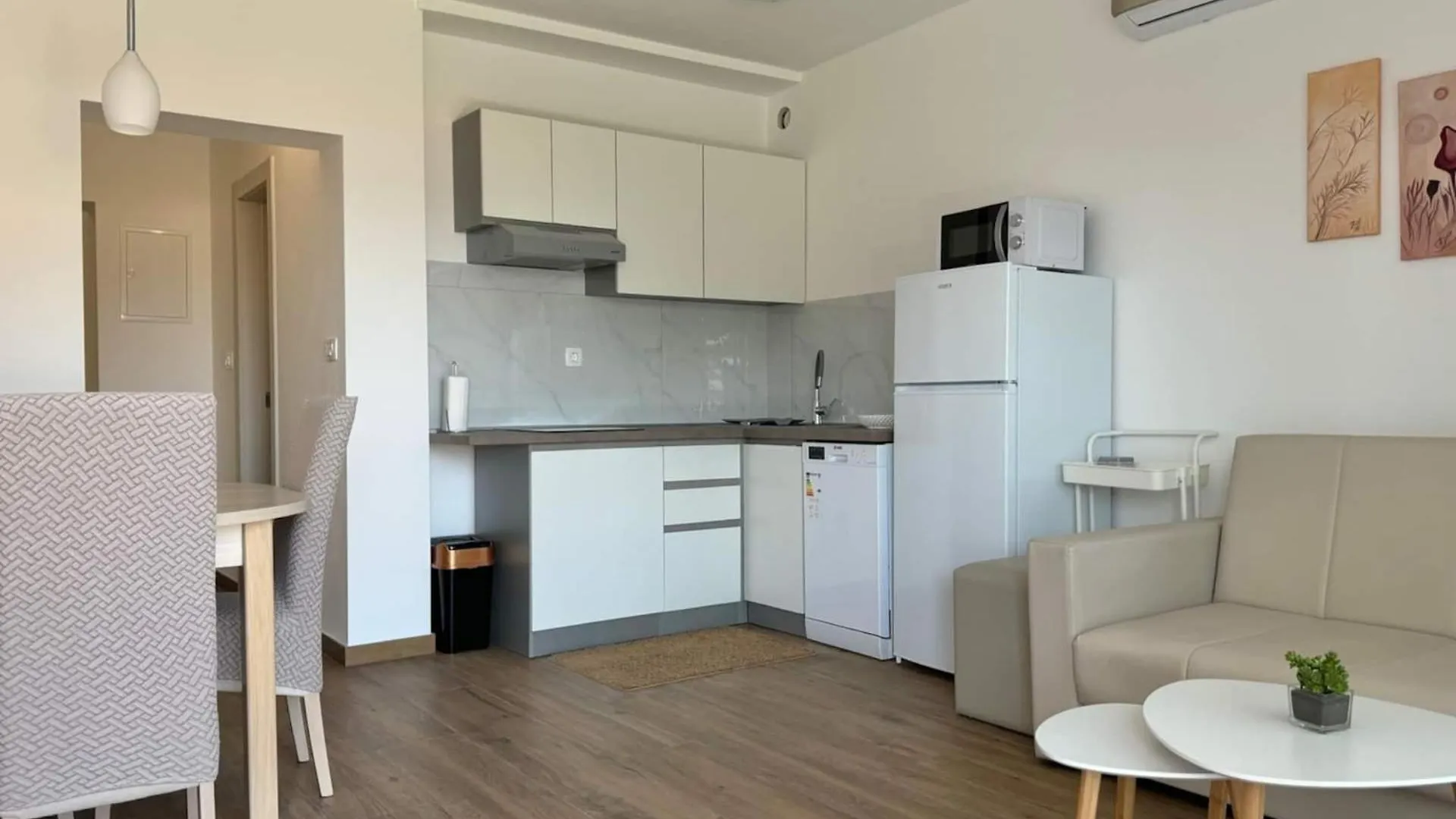 Guest house Apartments Goldie In The Center Of Krk Krk Town