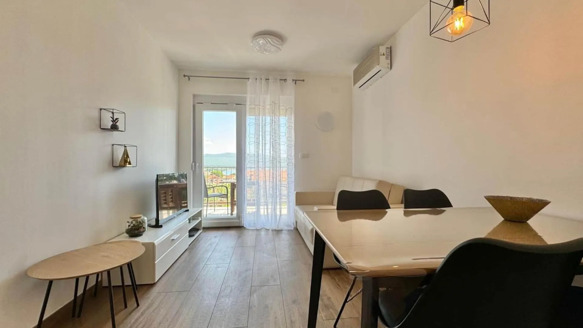Apartments Goldie In The Center Of Krk Krk Town