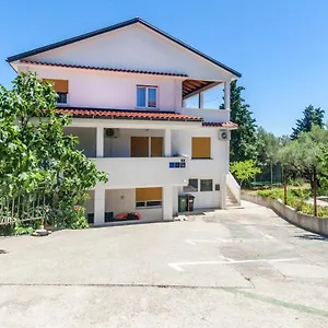 Apartments&rooms Strčić Krk Gasthof